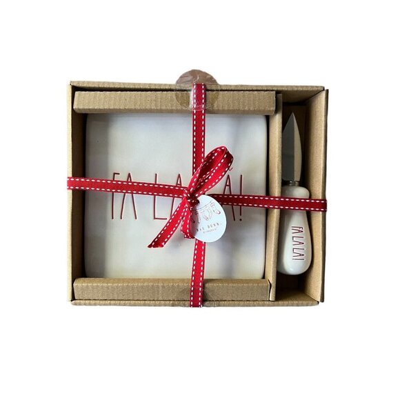 NEW RAE DUNN CHRISTMAS FA LA LA! CHEESE BOARD & KNIFE SERVING SET Red Letters - Picture 1 of 1
